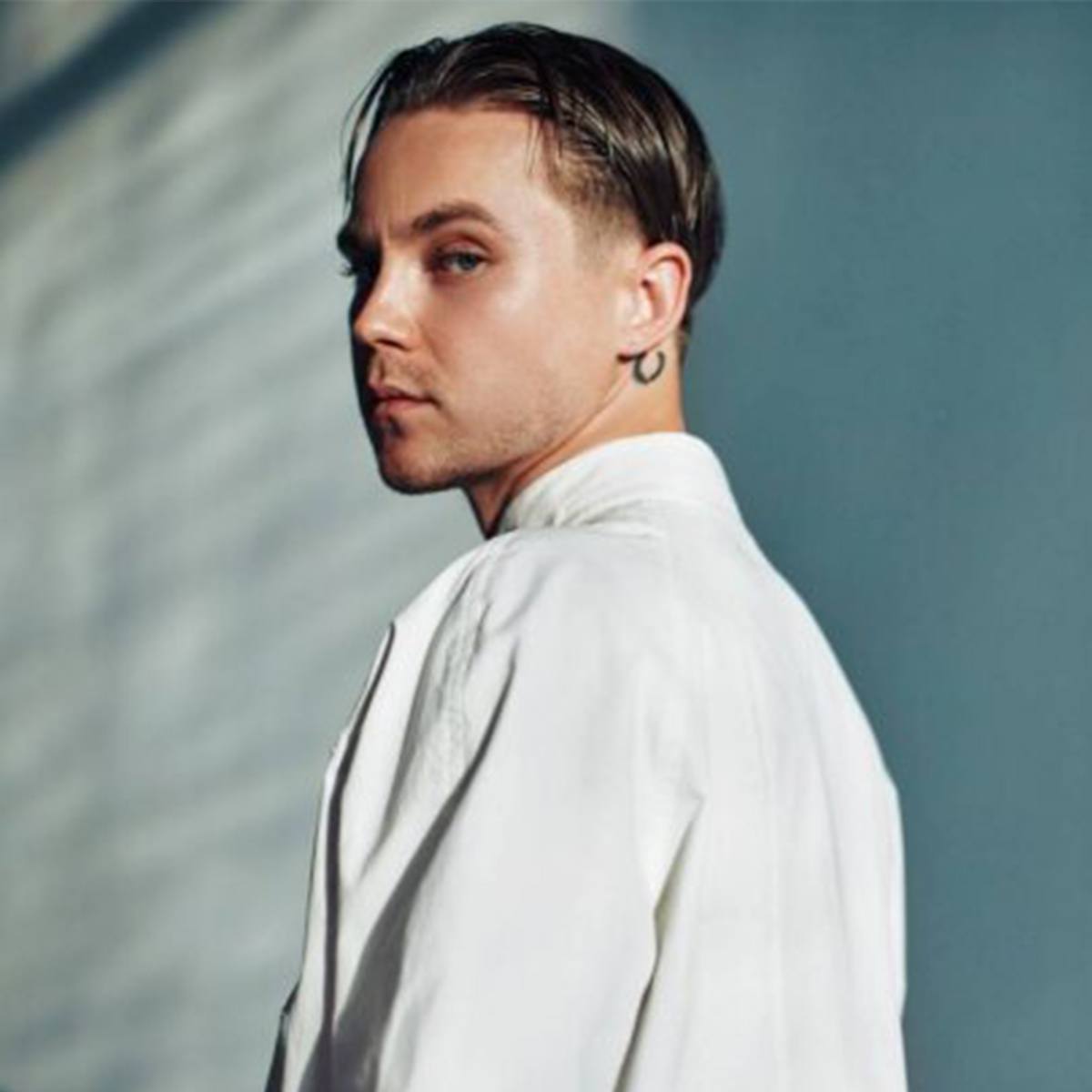 Artem Pivovarov